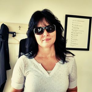 Meet your Posher, Renā